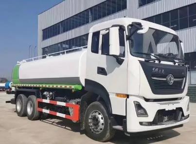 国六23方后八轮喷洒车